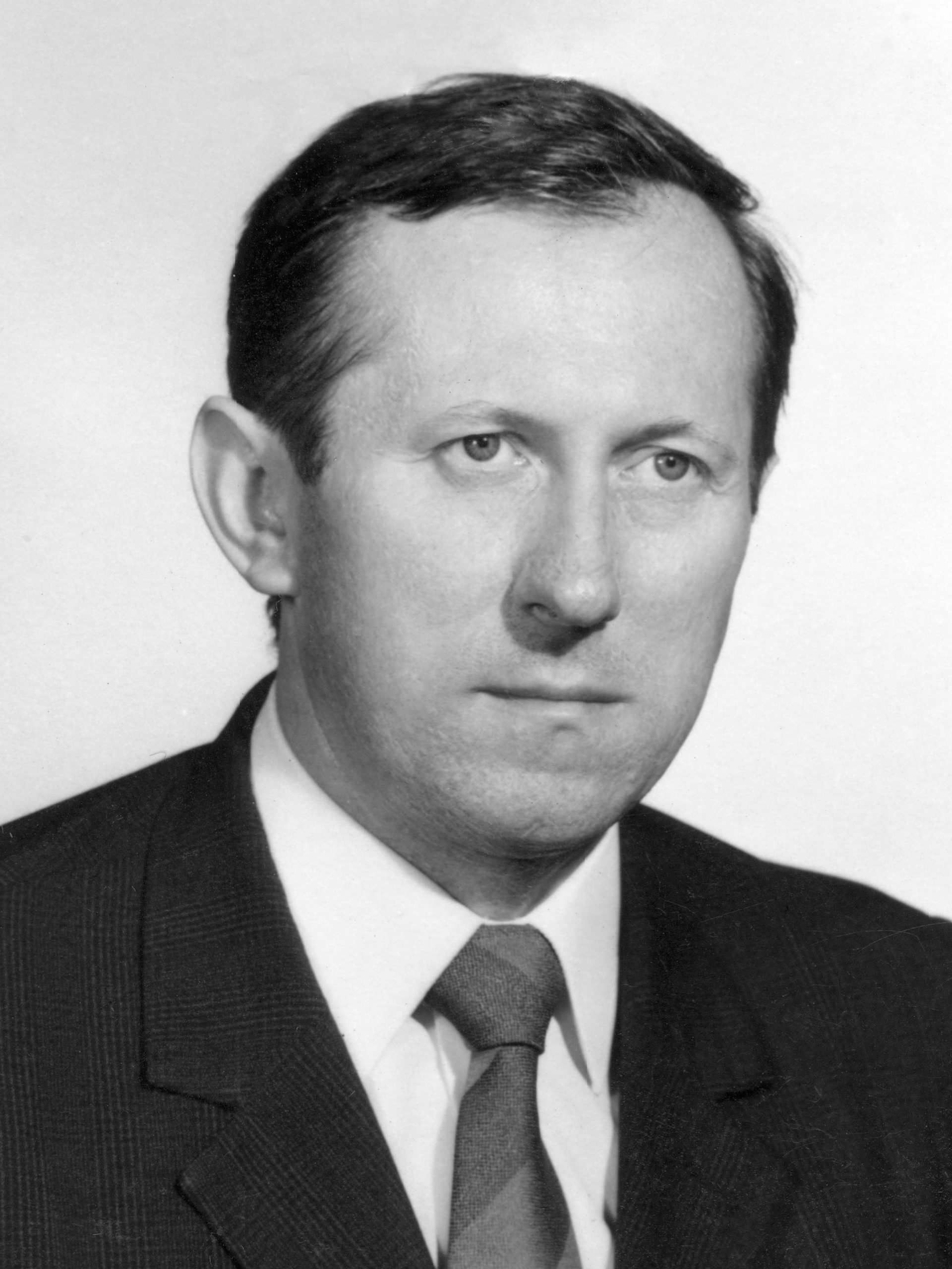 Dr. Peschka Alfréd